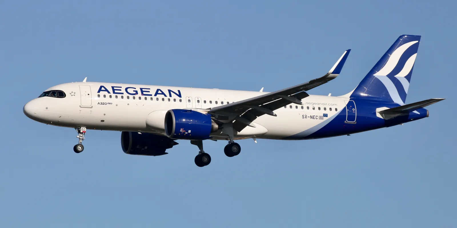 Aegean Airlines: cosa aspettarsi dal vettore nazionale greco secondo i passeggeri