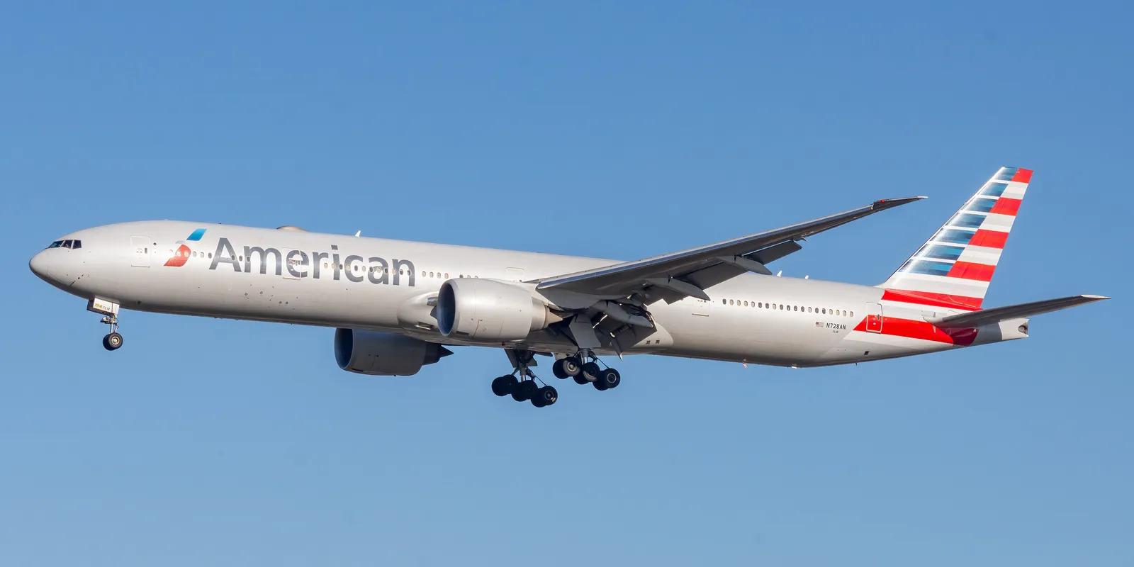 American Airlines: la flotta più grande al mondo, i quattro hub principali e cosa dicono davvero i passeggeri