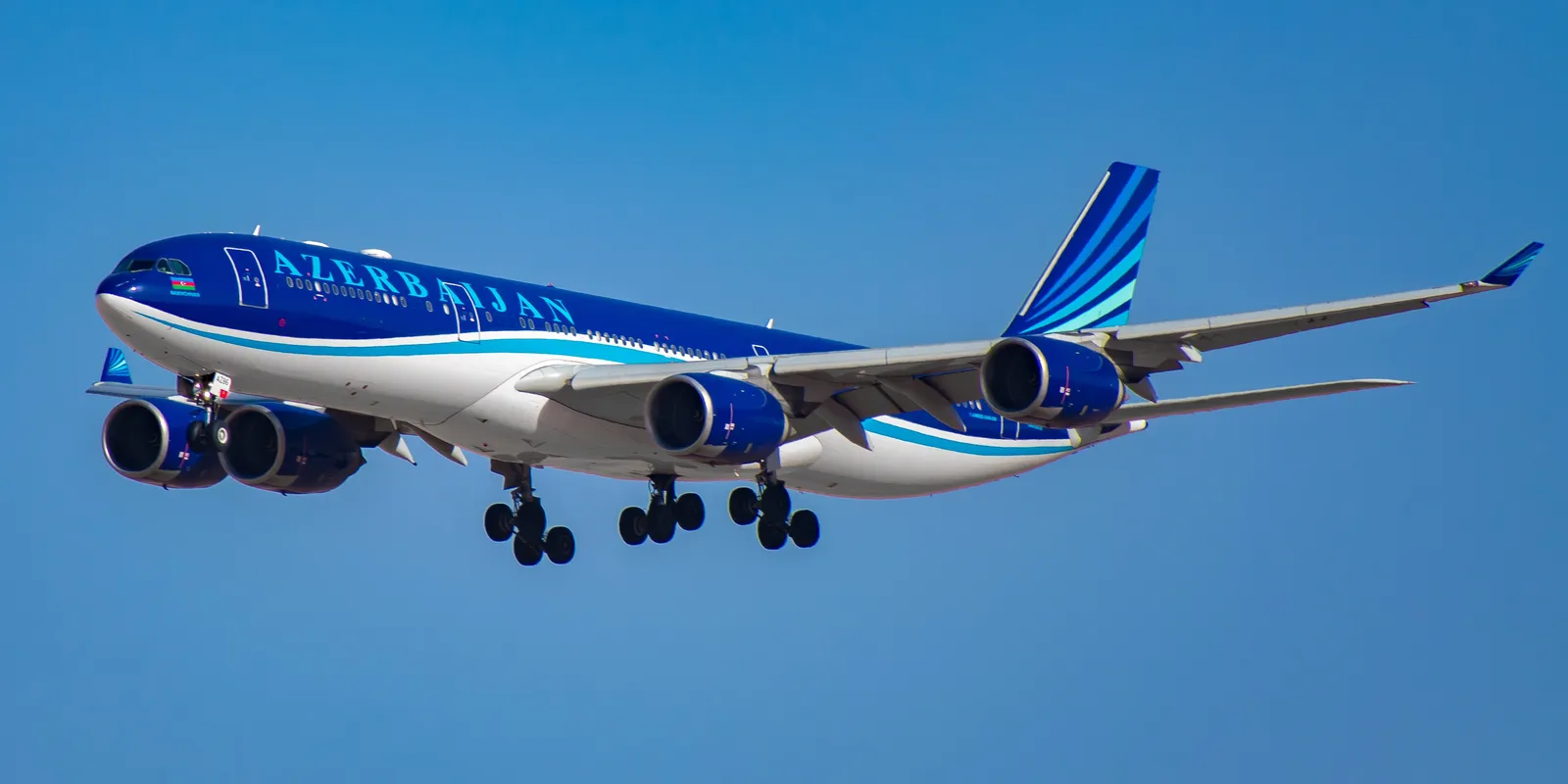 Azerbaijan Airlines: cosa raccontano i passeggeri di AZAL su comfort e puntualità