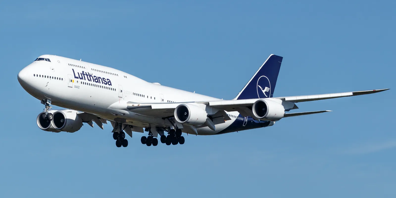 Lufthansa: flotta, rotte e servizio del vettore di bandiera tedesco