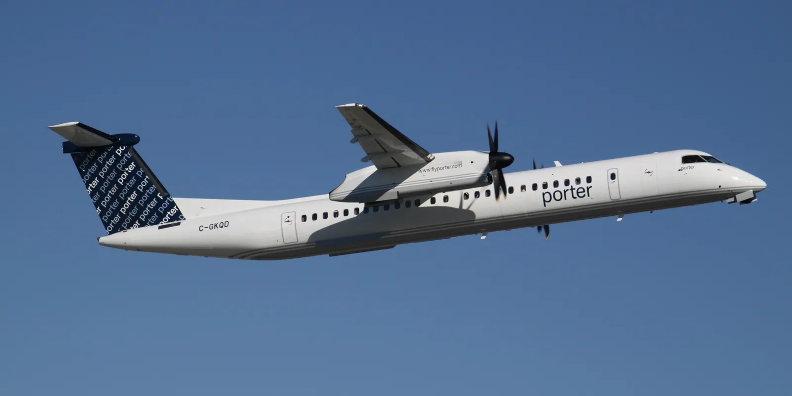 Com'è davvero volare con Porter Airlines: flight test dall'Economy ai nuovi Embraer