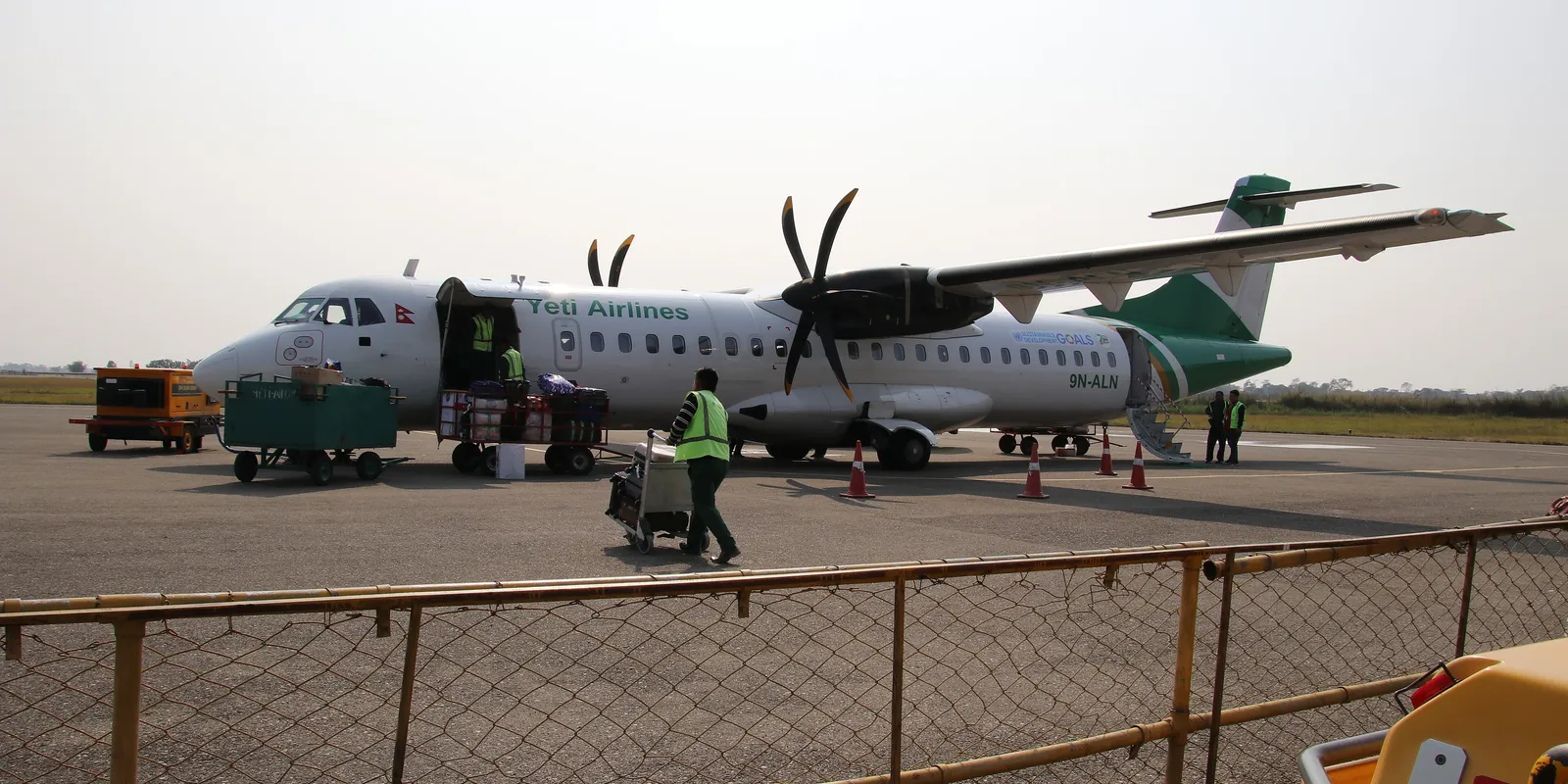 Yeti Airlines: accesso aereo alle piste di montagna, incluso Lukla