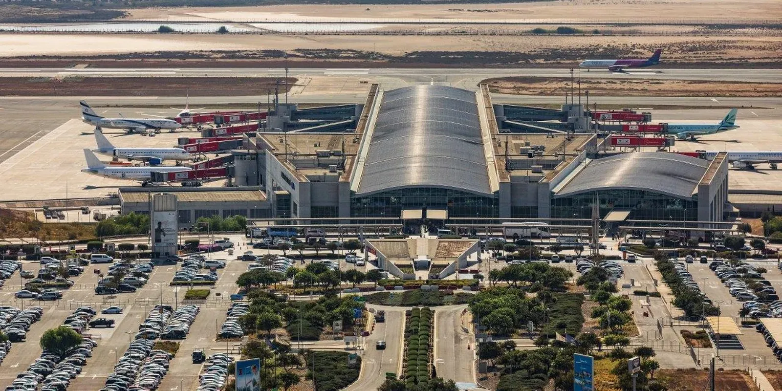 Aeroporto di Larnaca