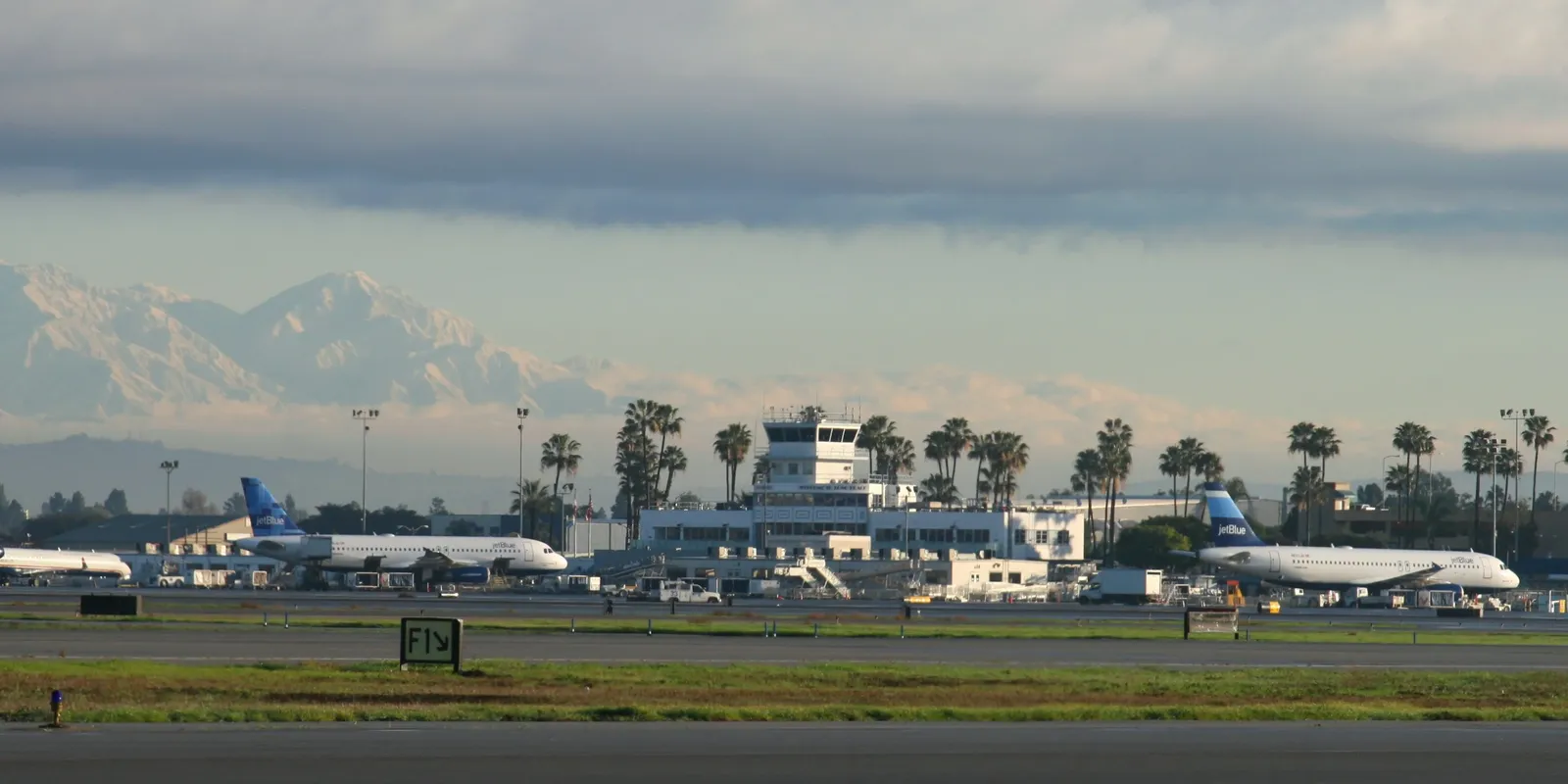 Aeroporto di Long Beach - Daugherty Field