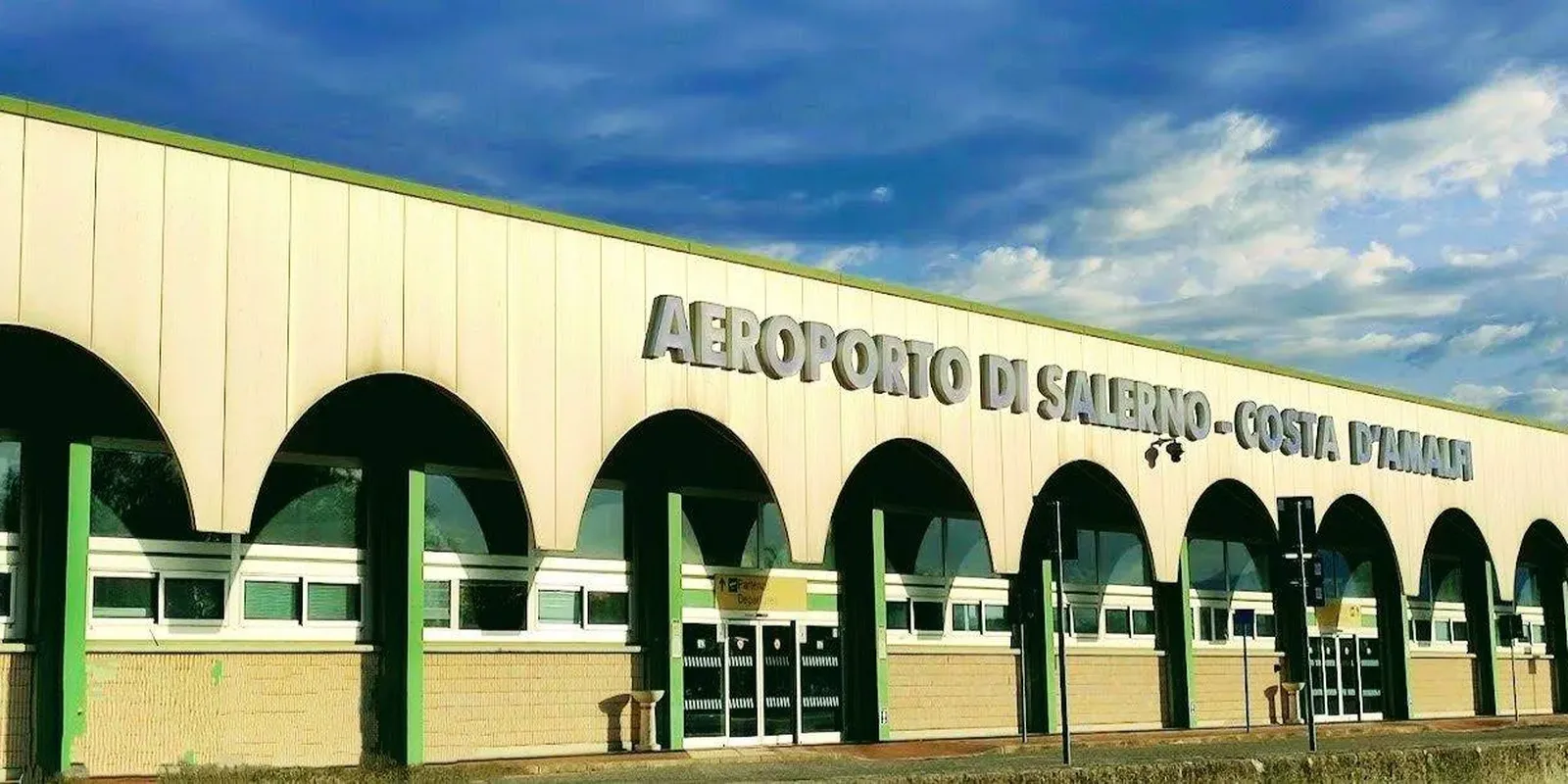 Aeroporto di Salerno - Costa d'Amalfi