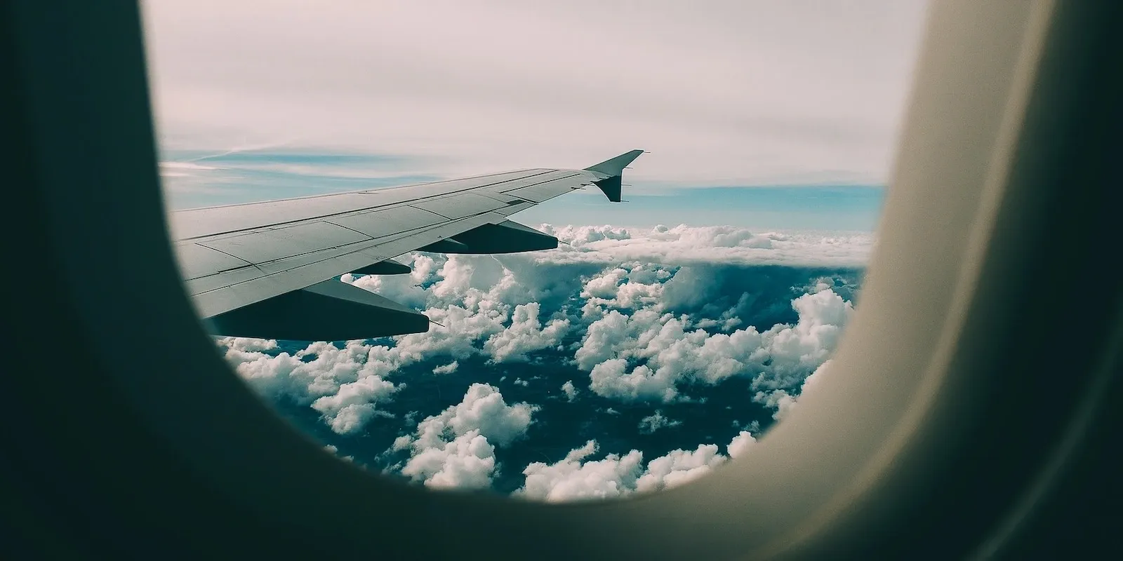 Come viaggiare in aereo senza stress