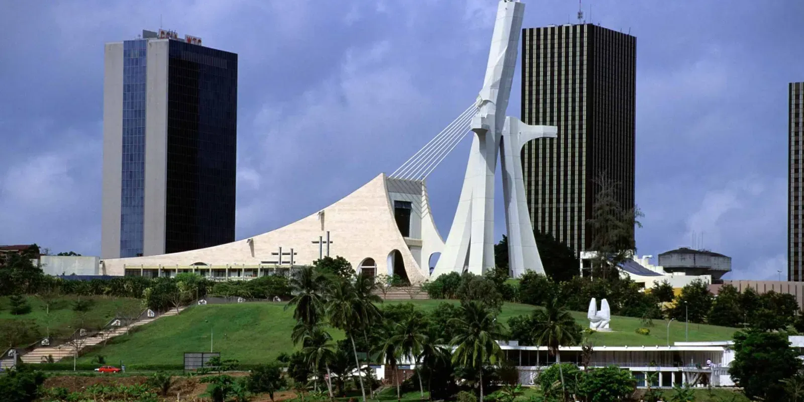 Abidjan: il Plateau e la laguna Ébrié