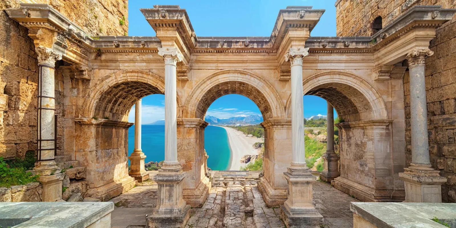 Antalya: città vecchia e coste turchesi