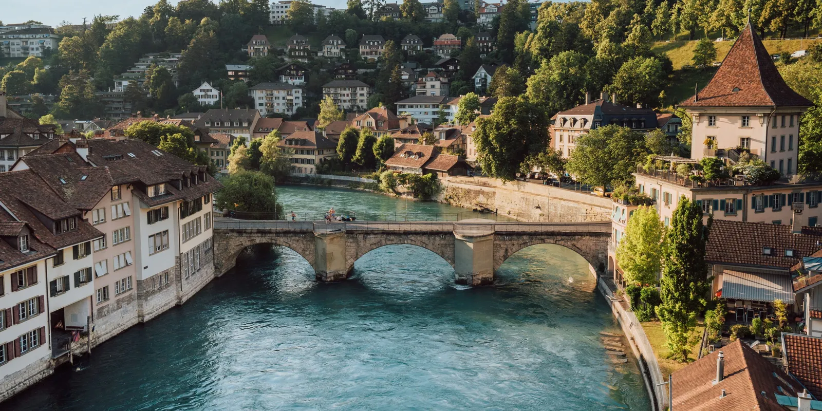 Berna: orsi e portici nella capitale svizzera