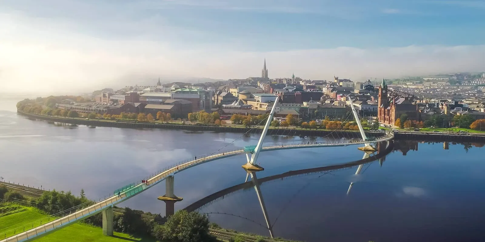 Derry: le ultime mura assediate d'Irlanda