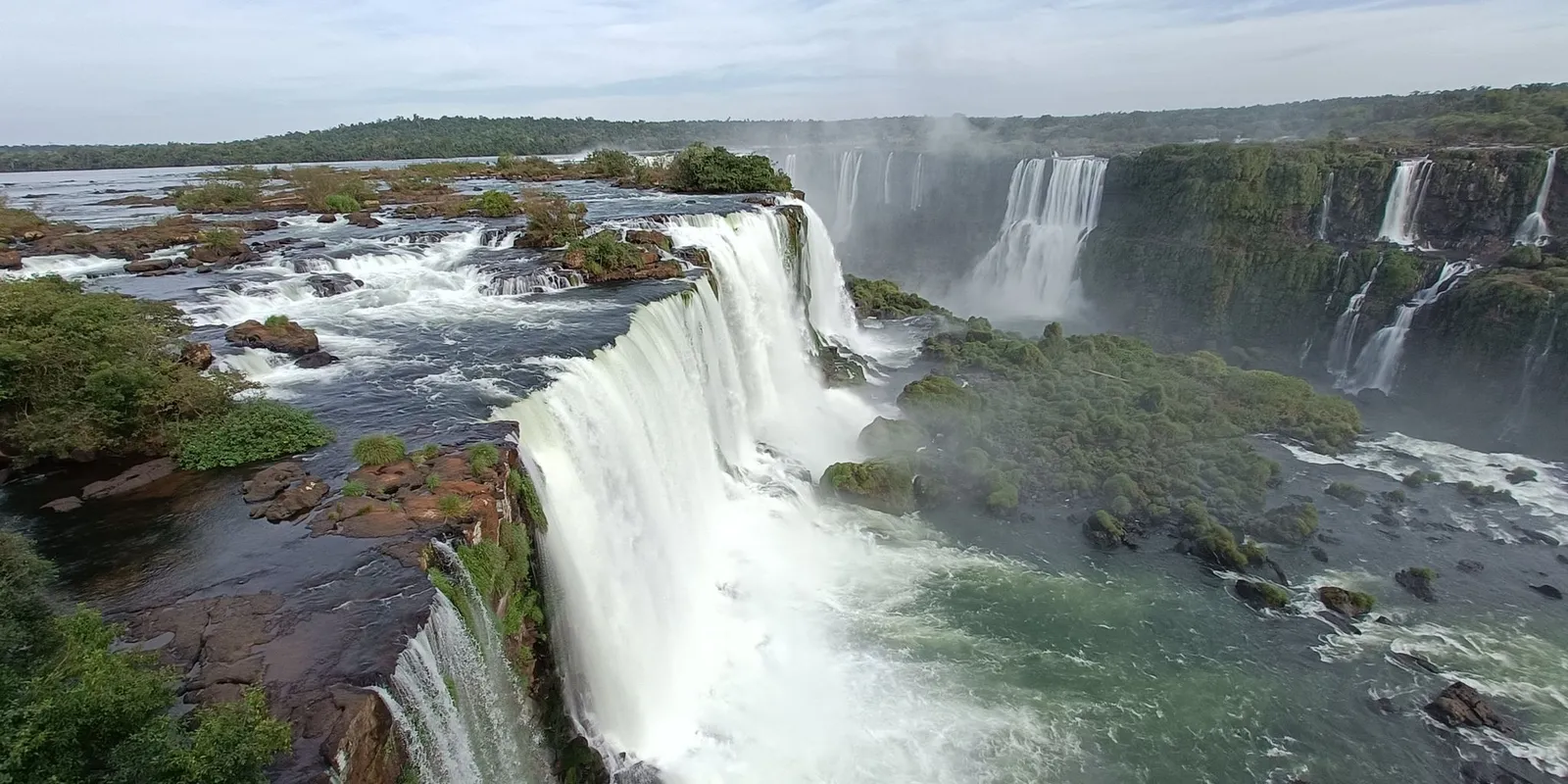Foz do Iguaçu: le cascate più larghe del mondo
