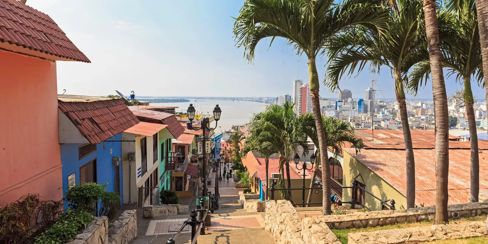 Guayaquil: il Malecón e le Peñas colorate