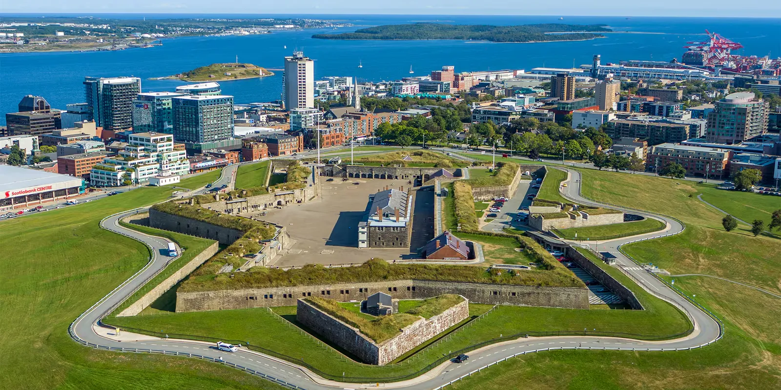 Halifax: il porto che raccolse il Titanic