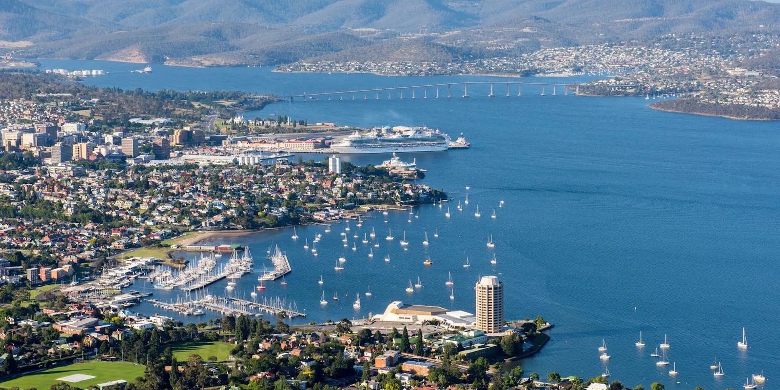 Hobart: arte contemporânea aos pés do kunanyi