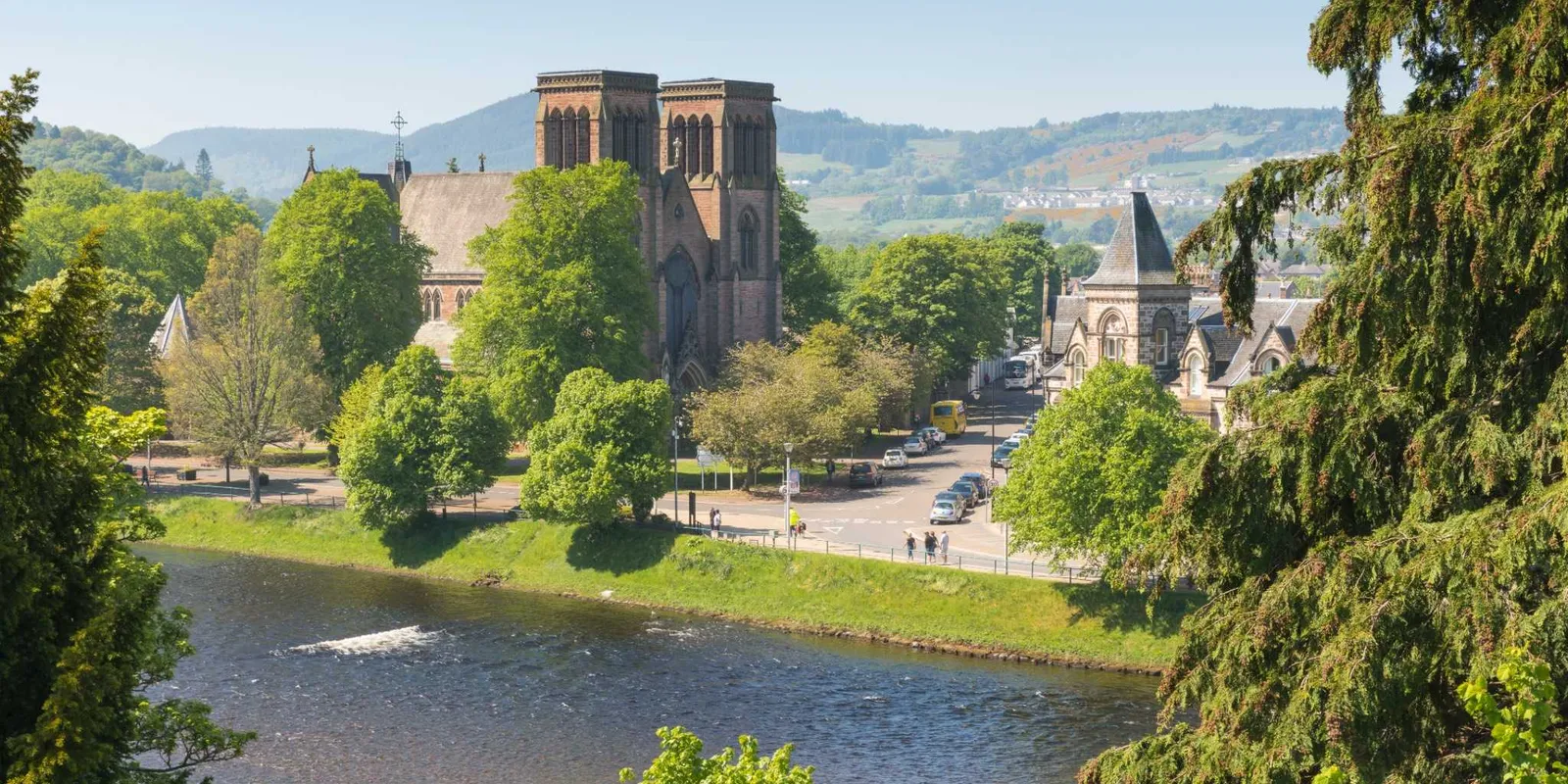 Inverness: la porta del mostro di Loch Ness
