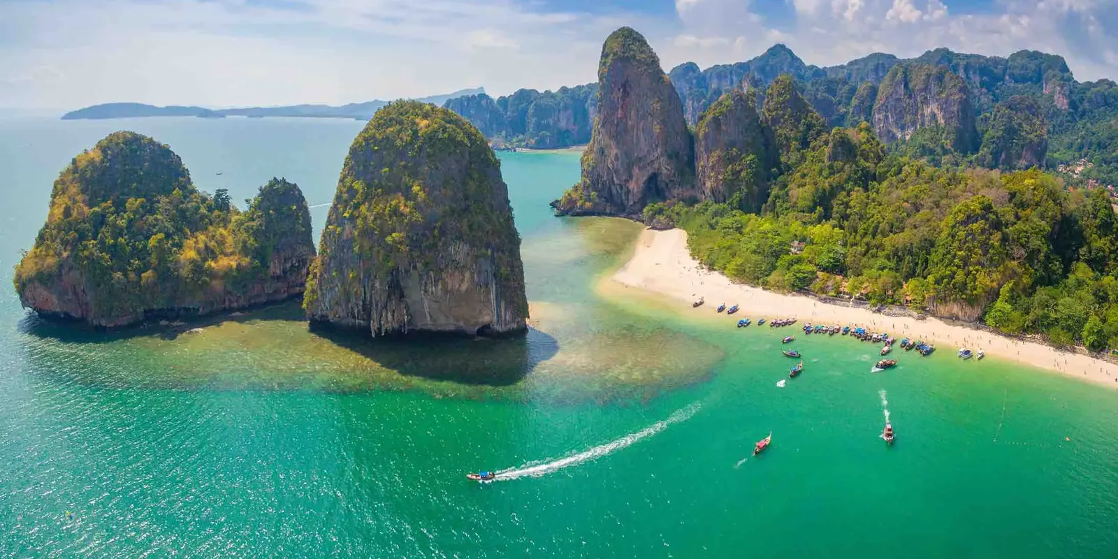 Krabi: falésias calcárias sobre o mar de Andaman