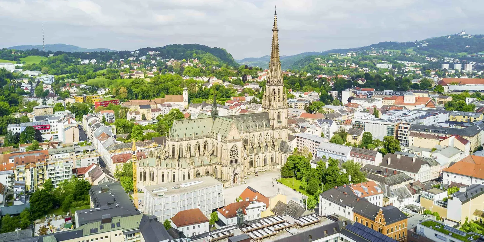 Linz: il museo che si illumina di notte