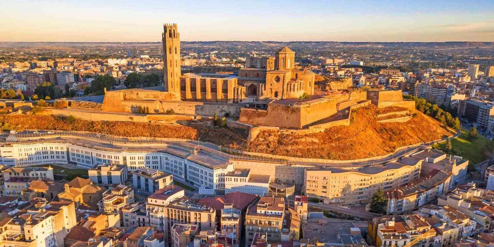 Lleida: la cattedrale vecchia sospesa sulla Catalogna interna
