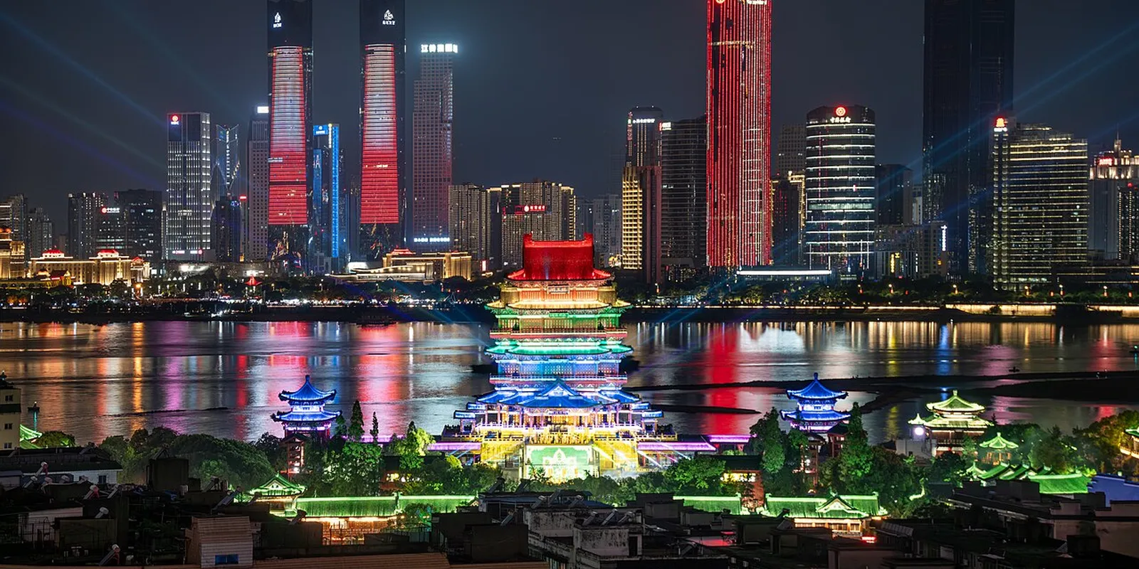 Nanchang: la torre che ispirò un poema millenario
