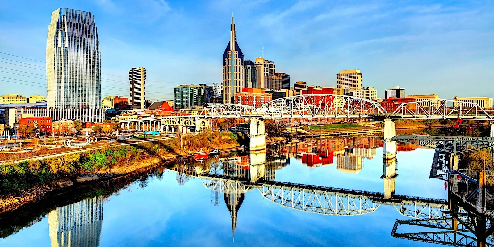 Nashville tra honky-tonk e Parthenone