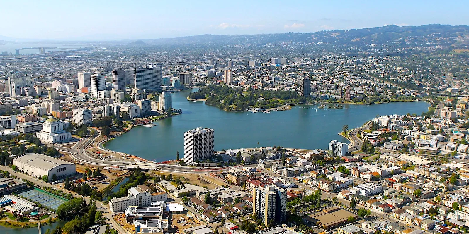 Oakland: dalle Pantere Nere al porto sulla baia