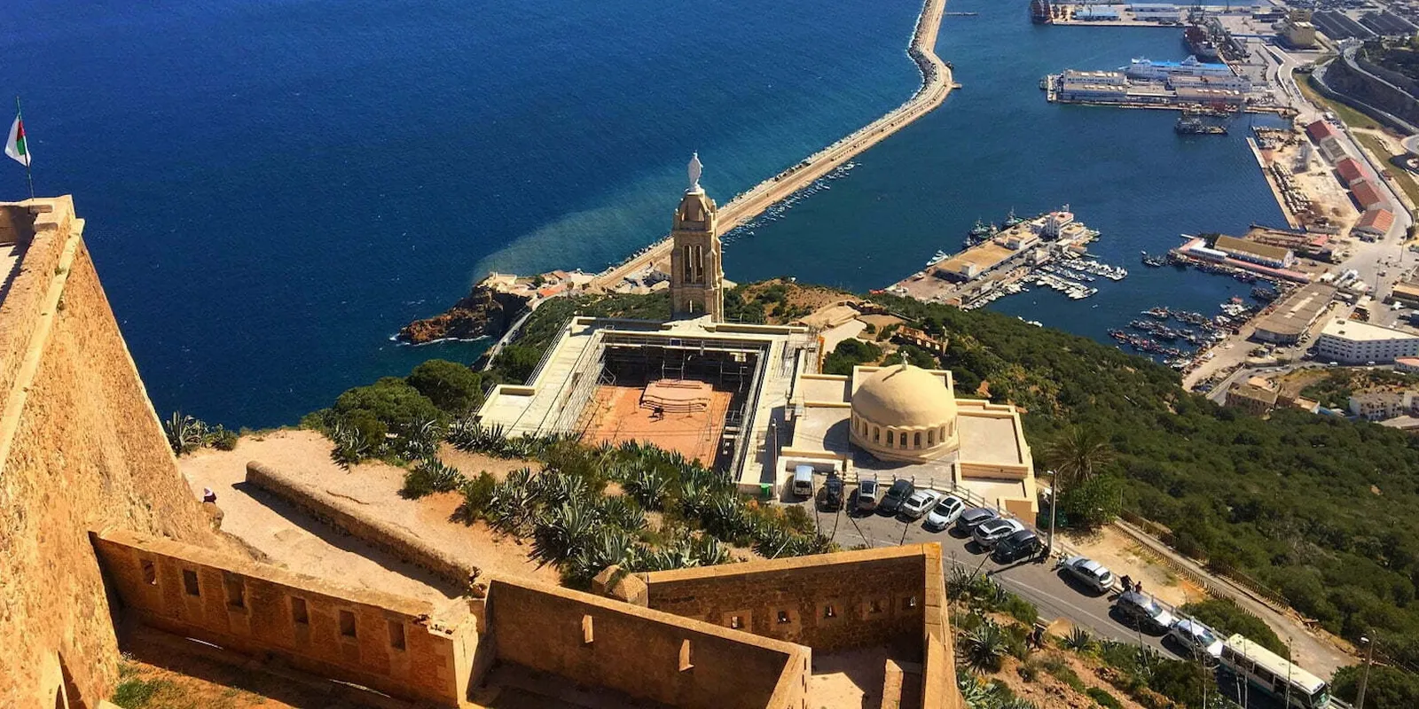 Orã: a música raï na costa mediterrânea argelina