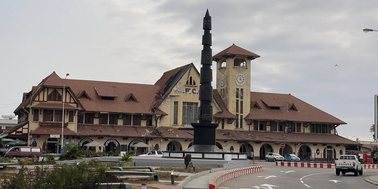 Pointe-Noire: la porta petrolifera dell'Atlantico congolese