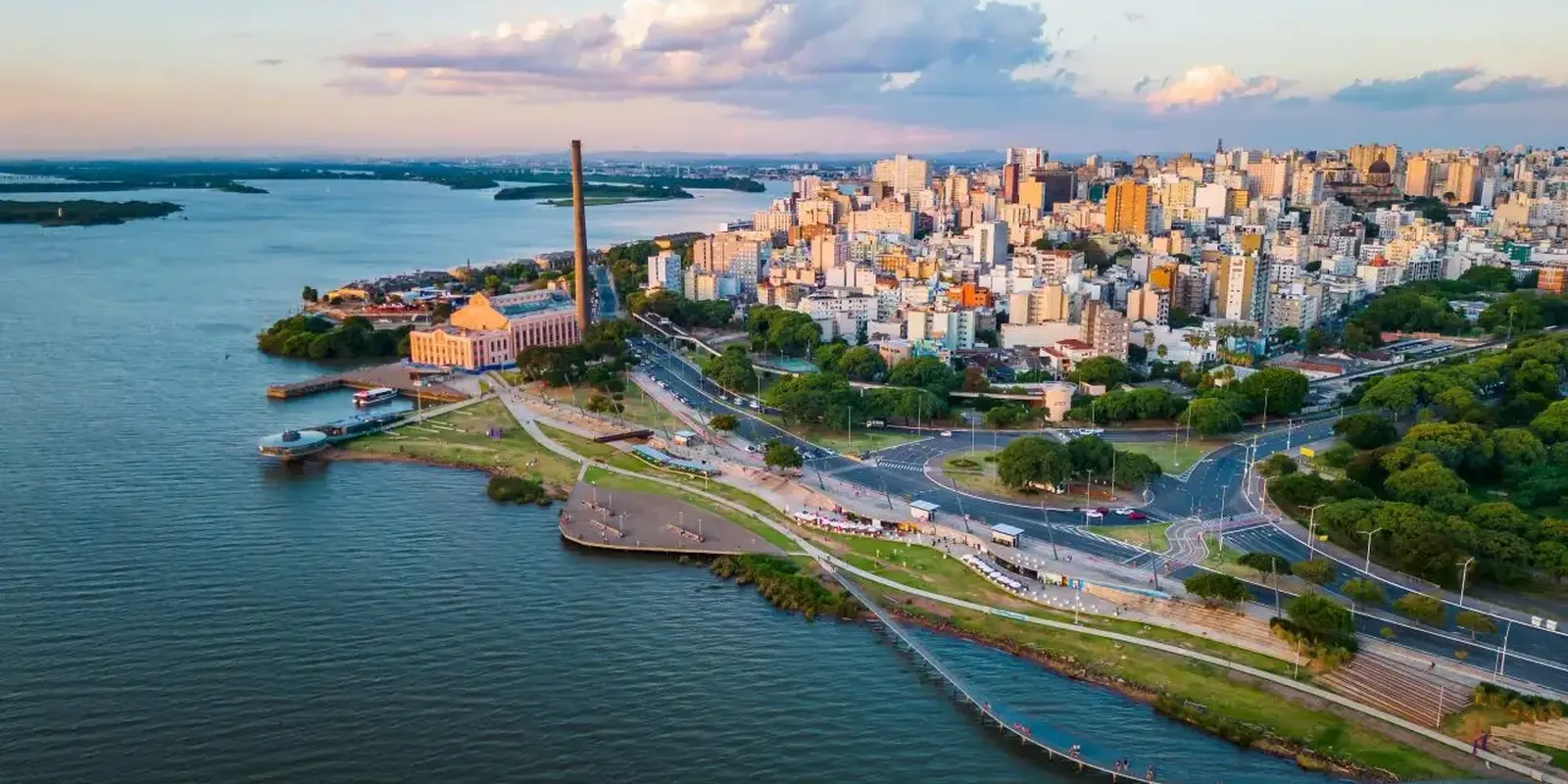 Porto Alegre: il lago Guaíba al tramonto