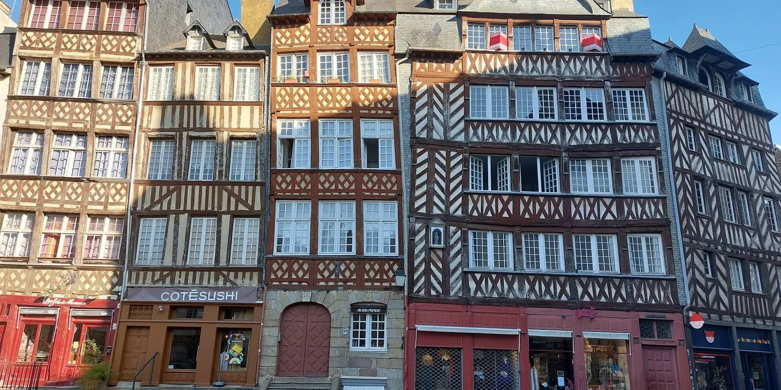 Rennes: la capitale bretone rinata dal fuoco