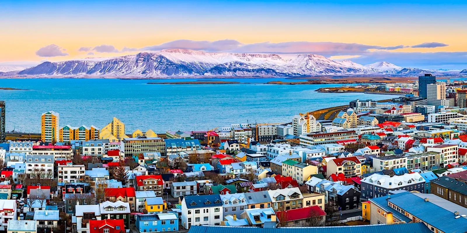 Reykjavík: dalla chiesa di lava al porto delle balene