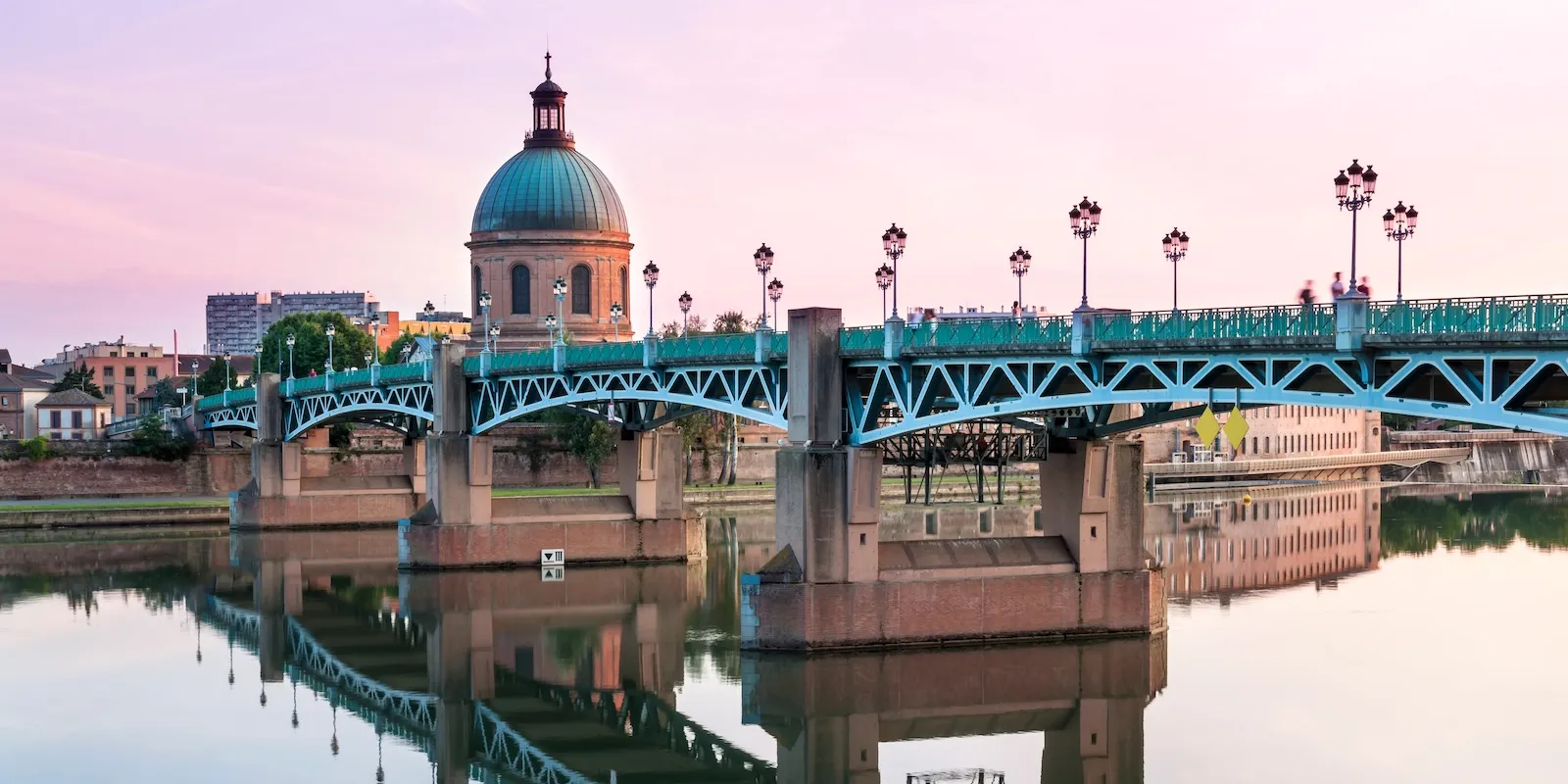 Tolosa: la città rosa dell'aerospazio