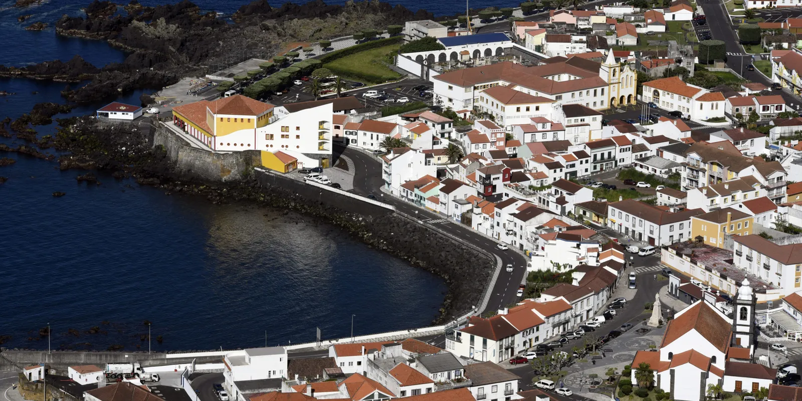 Velas: de kegelvormige vulkanen van São Jorge