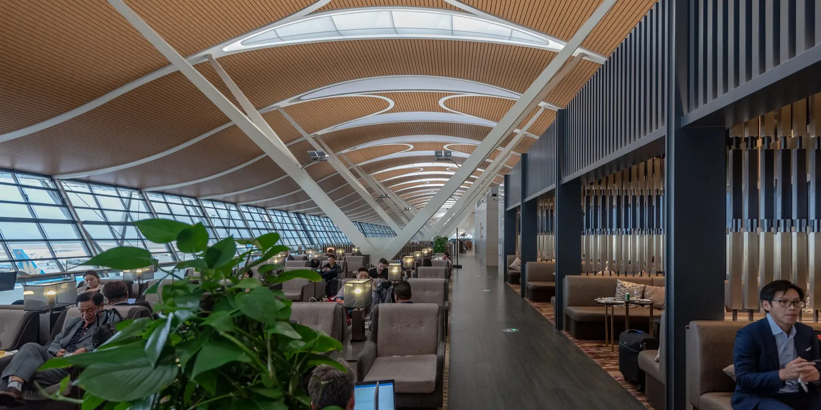 Pudong: orientarsi tra lounge, terminal e satelliti